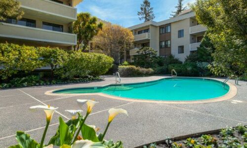 Burlingame Condos and Townhouses Complexes